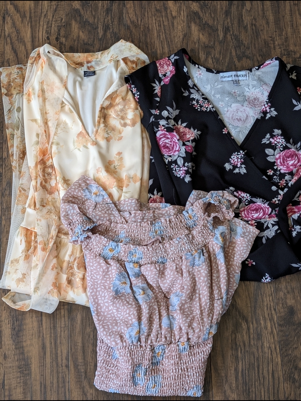 Women's Dresses Lot Of 3 Floral Summer Spring Dresses Small